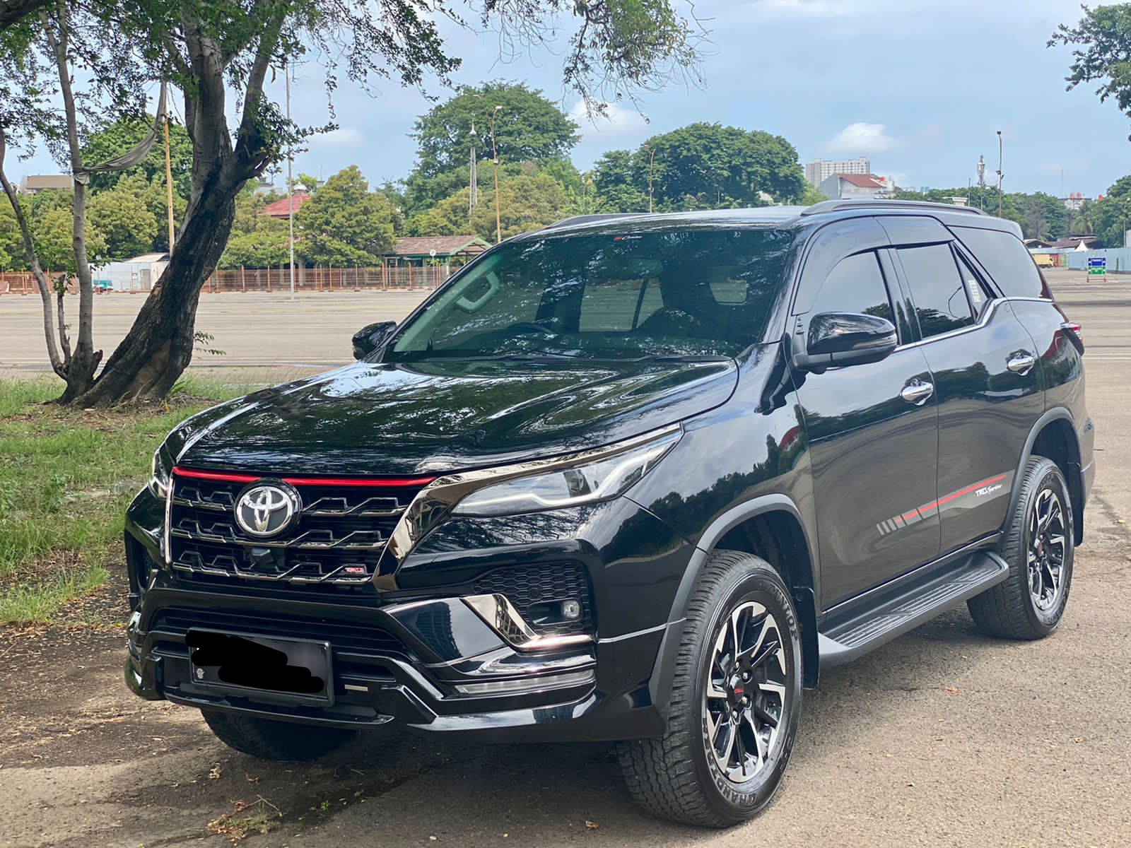 New Fortuner AT/MT